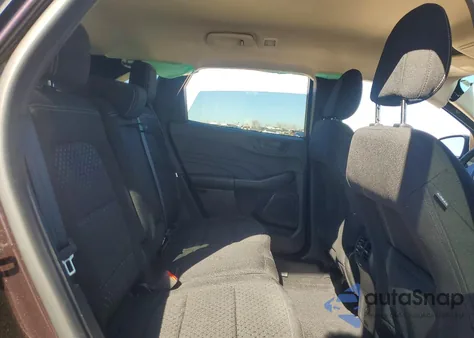 2023 Ford Escape Active z USA, uszkodzony, nr VIN 1FMCU0GN9PUA69836